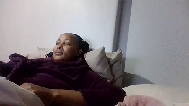 Snapshot of BabeAssXX chatting on 9, 11, 2025 BabeAssXX online show from 9, 11, 2025