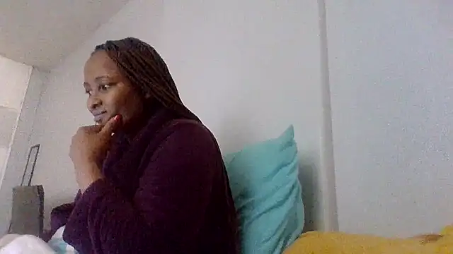BabeAssXX online show from 13, 5, 2026