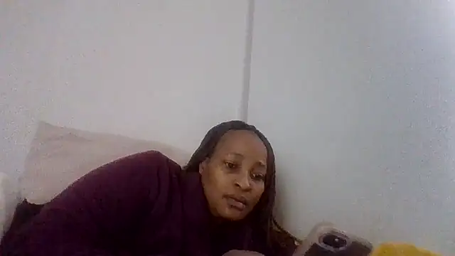 BabeAssXX online show from 17, 5, 2026