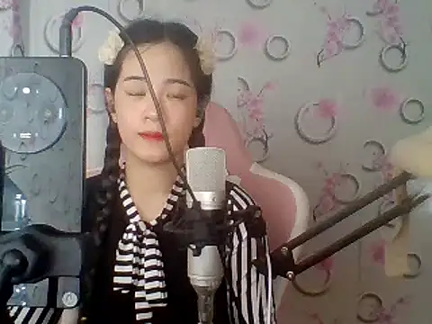 Snapshot of Nana-68 chatting on 21, 1, 2025 Nana-68 online show from 21, 1, 2025