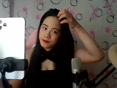 Snapshot of Nana-68 chatting on 7, 2, 2025 Nana-68 online show from 7, 2, 2025
