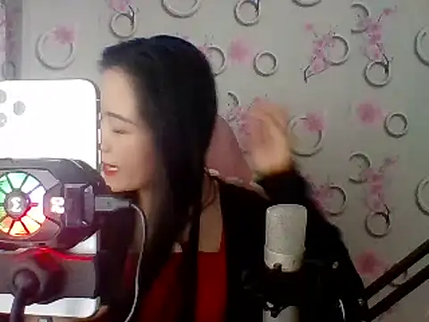 Snapshot of Nana-68 chatting on 22, 2, 2025 Nana-68 online show from 22, 2, 2025