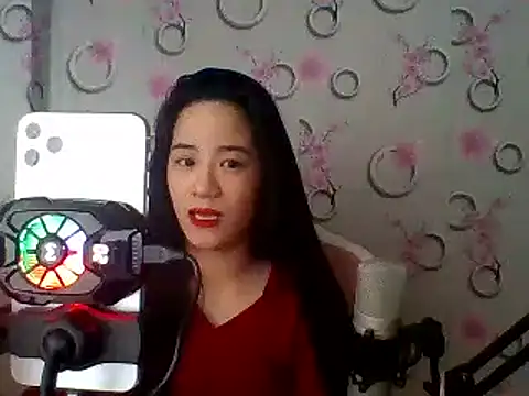 Snapshot of Nana-68 chatting on 24, 2, 2025 Nana-68 online show from 24, 2, 2025