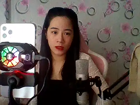 Snapshot of Nana-68 chatting on 25, 2, 2025 Nana-68 online show from 25, 2, 2025
