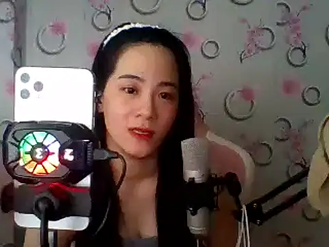 Snapshot of Nana-68 chatting on 1, 3, 2025 Nana-68 online show from 1, 3, 2025