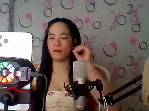 Snapshot of Nana-68 chatting on 3, 3, 2025 Nana-68 online show from 3, 3, 2025