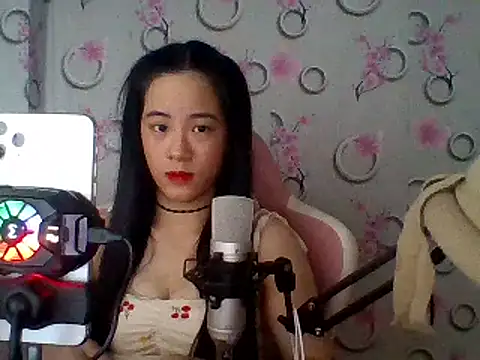 Snapshot of Nana-68 chatting on 3, 3, 2025 Nana-68 online show from 3, 3, 2025
