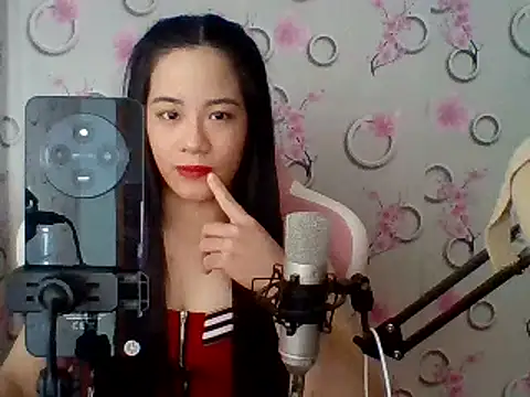 Snapshot of Nana-68 chatting on 17, 3, 2025 Nana-68 online show from 17, 3, 2025