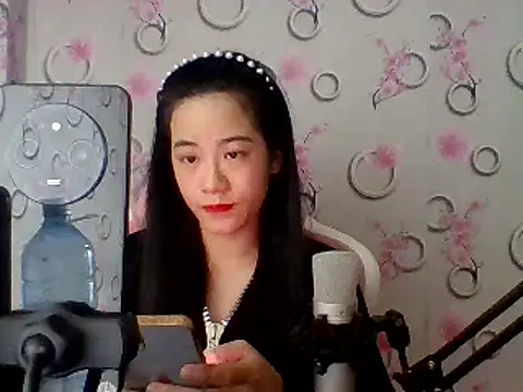 Snapshot of Nana-68 chatting on 21, 3, 2025 Nana-68 online show from 21, 3, 2025