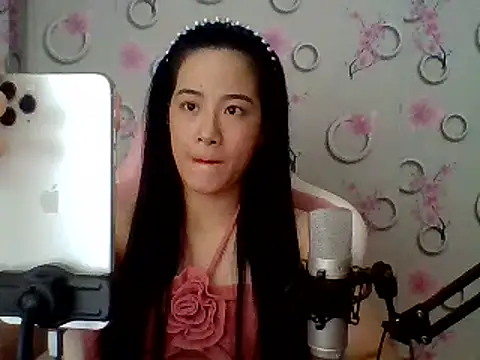 Snapshot of Nana-68 chatting on 23, 3, 2025 Nana-68 online show from 23, 3, 2025