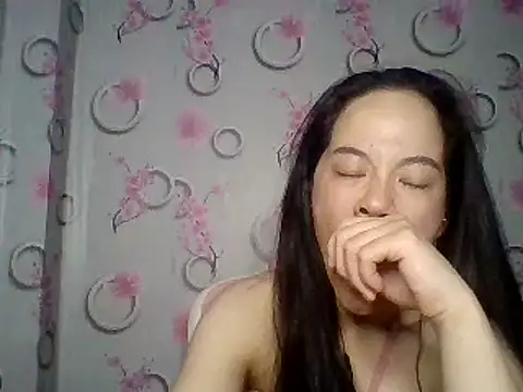 Snapshot of Nana-68 chatting on 20, 9, 2025 Nana-68 online show from 20, 9, 2025