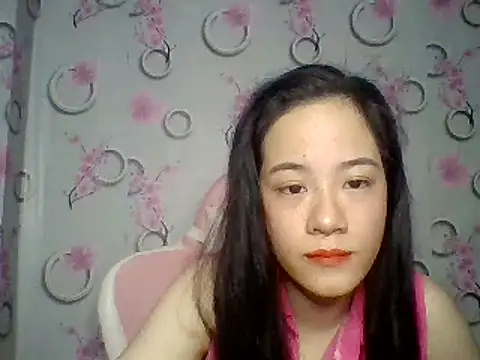 Snapshot of Nana-68 chatting on 26, 9, 2025 Nana-68 online show from 26, 9, 2025