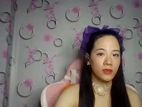 Snapshot of Nana-68 chatting on 16, 10, 2025 Nana-68 online show from 16, 10, 2025