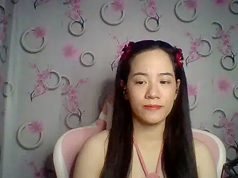 Snapshot of Nana-68 chatting on 30, 10, 2025 Nana-68 online show from 30, 10, 2025