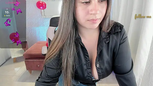 Snapshot of sweet_alice_m chatting on 24, 2, 2025 sweet alice m online show from 24, 2, 2025