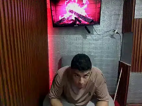 Snapshot of Zayden_Knox chatting on 5, 11, 2025 Zayden Knox online show from 5, 11, 2025