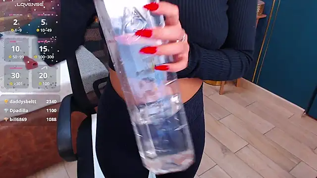 SerenaXMendez online show from 18, 1, 2025