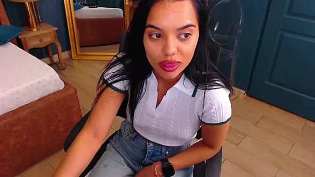 SerenaXMendez online show from 13, 3, 2025