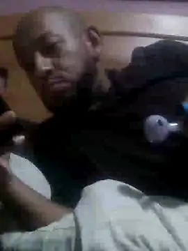 Snapshot of pineda1689 chatting on 17, 12, 2024 pineda1689 online show from 17, 12, 2024