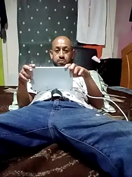 Snapshot of pineda1689 chatting on 2, 3, 2025 pineda1689 online show from 2, 3, 2025