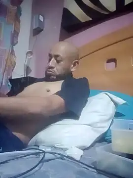 Snapshot of pineda1689 chatting on 18, 9, 2025 pineda1689 online show from 18, 9, 2025