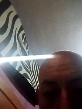 Snapshot of pineda1689 chatting on 17, 10, 2025 pineda1689 online show from 17, 10, 2025