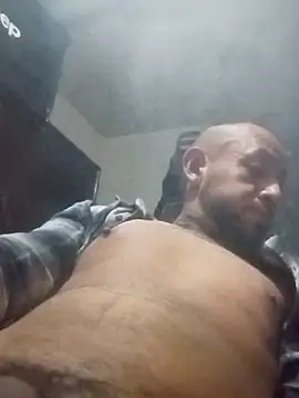 Snapshot of pineda1689 chatting on 19, 10, 2025 pineda1689 online show from 19, 10, 2025