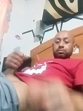 Snapshot of pineda1689 chatting on 26, 3, 2026 pineda1689 online show from 26, 3, 2026