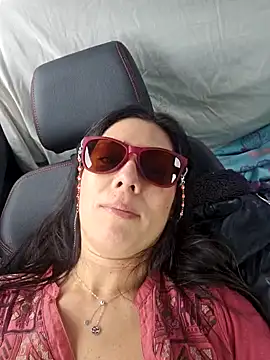 Snapshot of Reinacatchile chatting on 2, 2, 2025 Reinacatchile online show from 2, 2, 2025