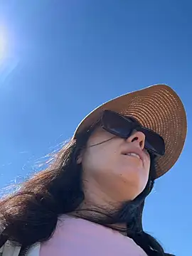 Reinacatchile online show from 22, 2, 2026