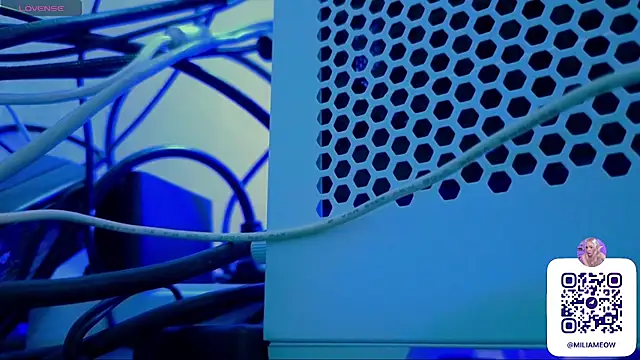 Snapshot of Milia_Parker chatting on 8, 10, 2025 Milia Parker online show from 8, 10, 2025