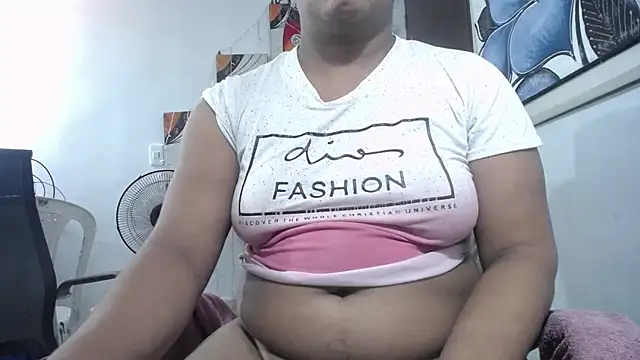 Snapshot of tsbigcock10incock chatting on 23, 6, 2026 tsbigcock10incock online show from 23, 6, 2026