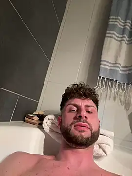 michifolli92 online show from 10, 3, 2025