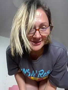 Snapshot of dirty_mistress_69 chatting on 13, 1, 2025 dirty mistress 69 online show from 13, 1, 2025