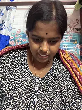 Snapshot of Beauty-queen chatting on 28, 12, 2024 Beauty-queen online show from 28, 12, 2024