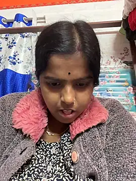 Snapshot of Beauty-queen chatting on 30, 12, 2024 Beauty-queen online show from 30, 12, 2024