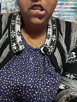 Snapshot of Beauty-queen chatting on 31, 12, 2024 Beauty-queen online show from 31, 12, 2024