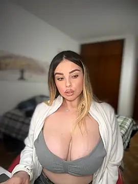 Alirawrz online show from 11, 12, 2024