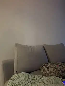 Alirawrz online show from 11, 10, 2025