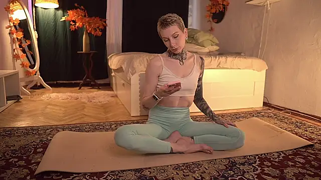 Snapshot of ifuckingtoy_ chatting on 21, 11, 2025 ifuckingtoy online show from 21, 11, 2025