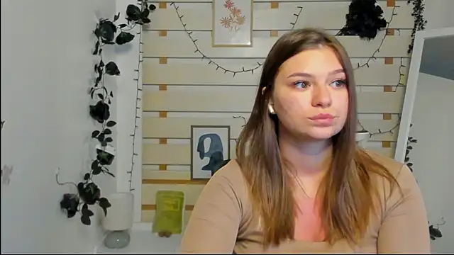 Josephine Kiss online show from 17, 3, 2026