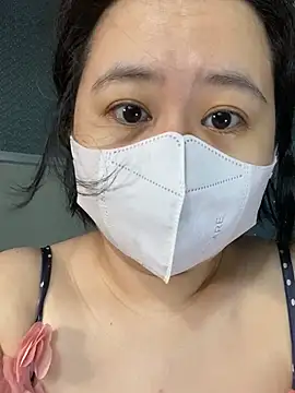 ninini92 online show from 15, 2, 2025