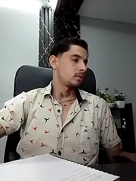 Snapshot of Erick_Wall chatting on 21, 3, 2025 Erick Wall online show from 21, 3, 2025