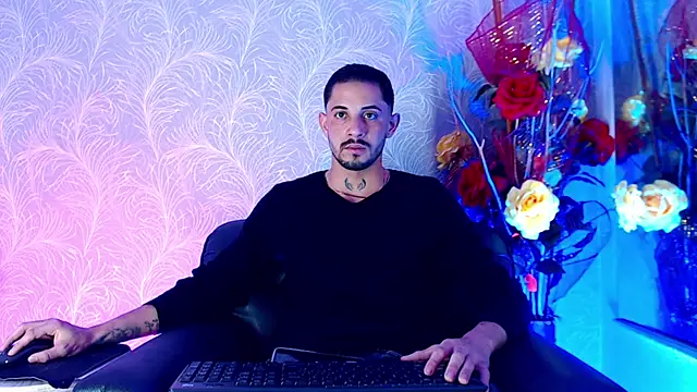 Snapshot of Erick_Wall chatting on 18, 1, 2026 Erick Wall online show from 18, 1, 2026