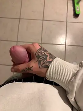 YoungDick25 online show from 30, 10, 2025