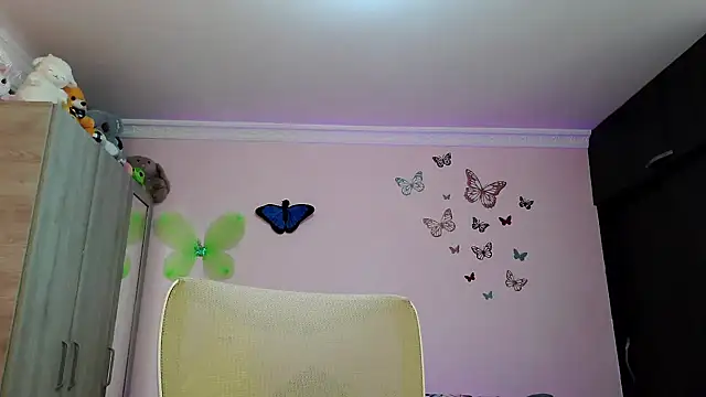 caroline jonson online show from 20, 9, 2025