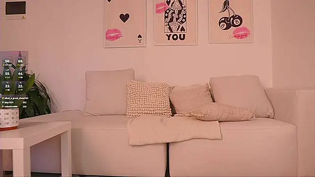cute  petite online show from 18, 12, 2024