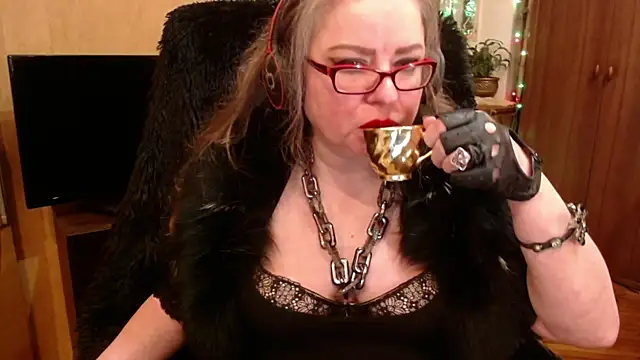 Miss Tress online show from 17, 12, 2024