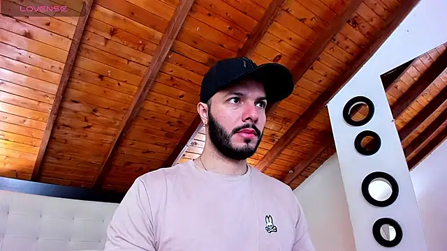 Tom Bailey online show from 28, 11, 2025