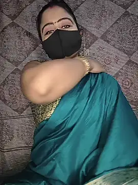 Snapshot of priya__angel chatting on 8, 11, 2025 priya angel online show from 8, 11, 2025